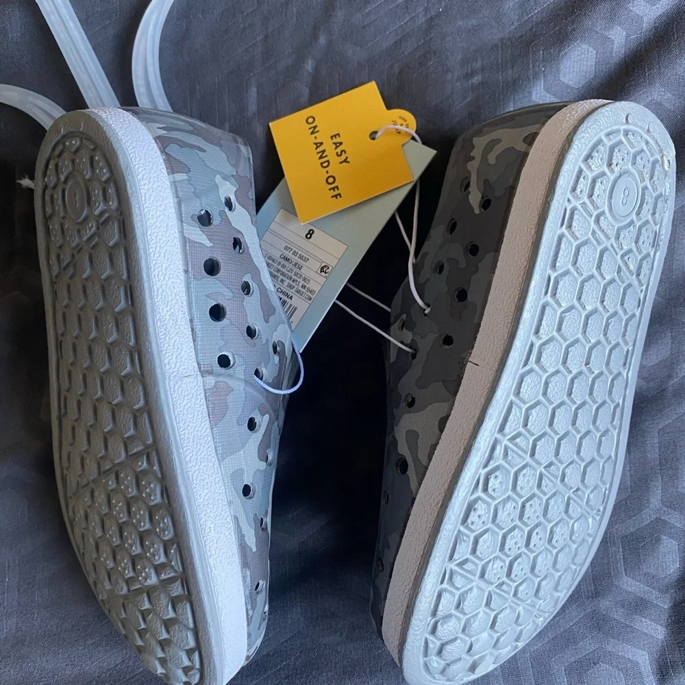 8c water camo shoes